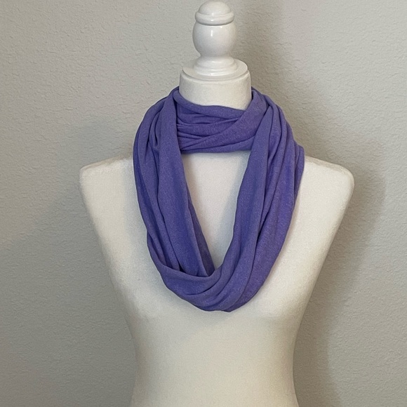 🏷️Ivivva by Lululemon Convertible Infinity Scarf - Picture 2 of 4
